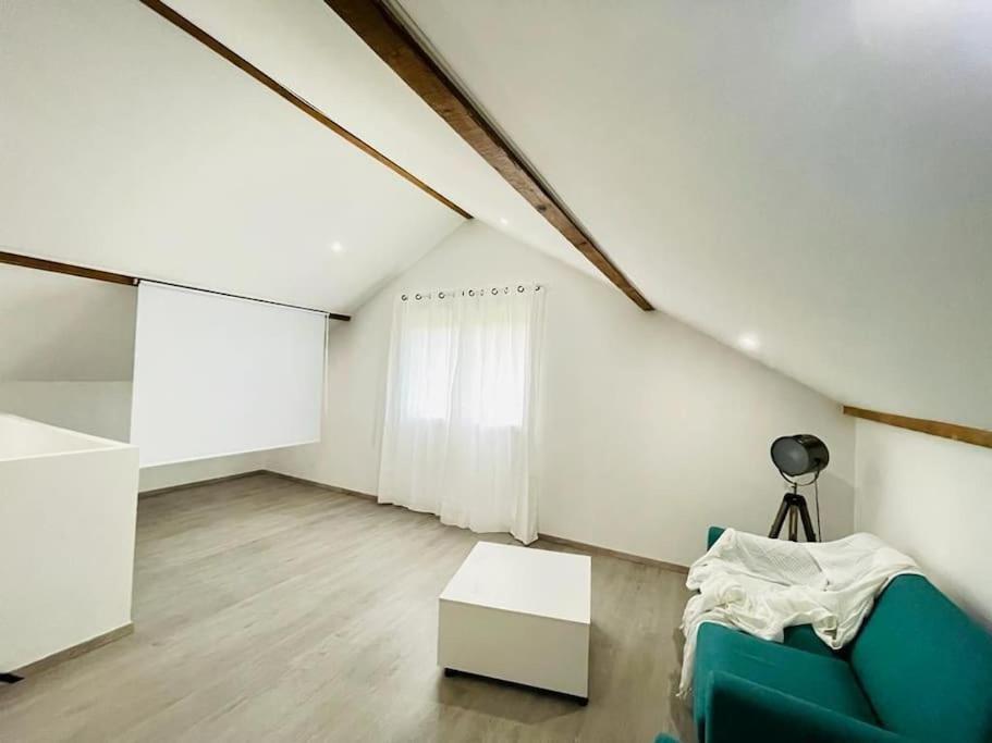 Superbe Appartement Avec Salle De Jeux Vaux-lès-Saint-Claude Exterior foto