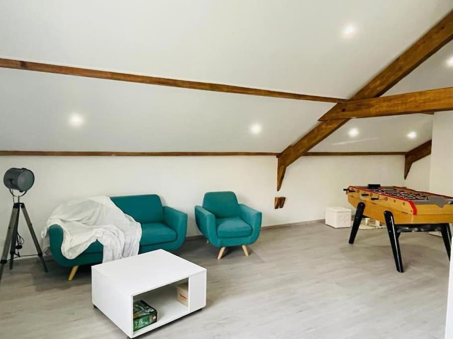 Superbe Appartement Avec Salle De Jeux Vaux-lès-Saint-Claude Exterior foto